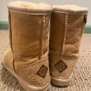 Girls (Original) Ugg Boots Size 12 (little kid)